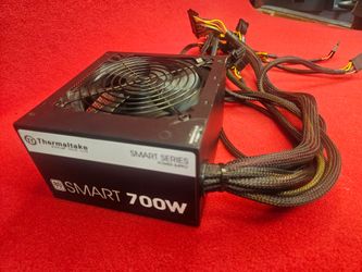 700W Thermaltake Power Supply