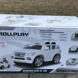 BRAND NEW KIDS MERCEDES BENZ POWER WHEELS 