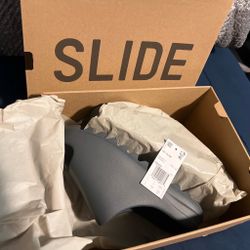 Yeezy Slide Slate Grey