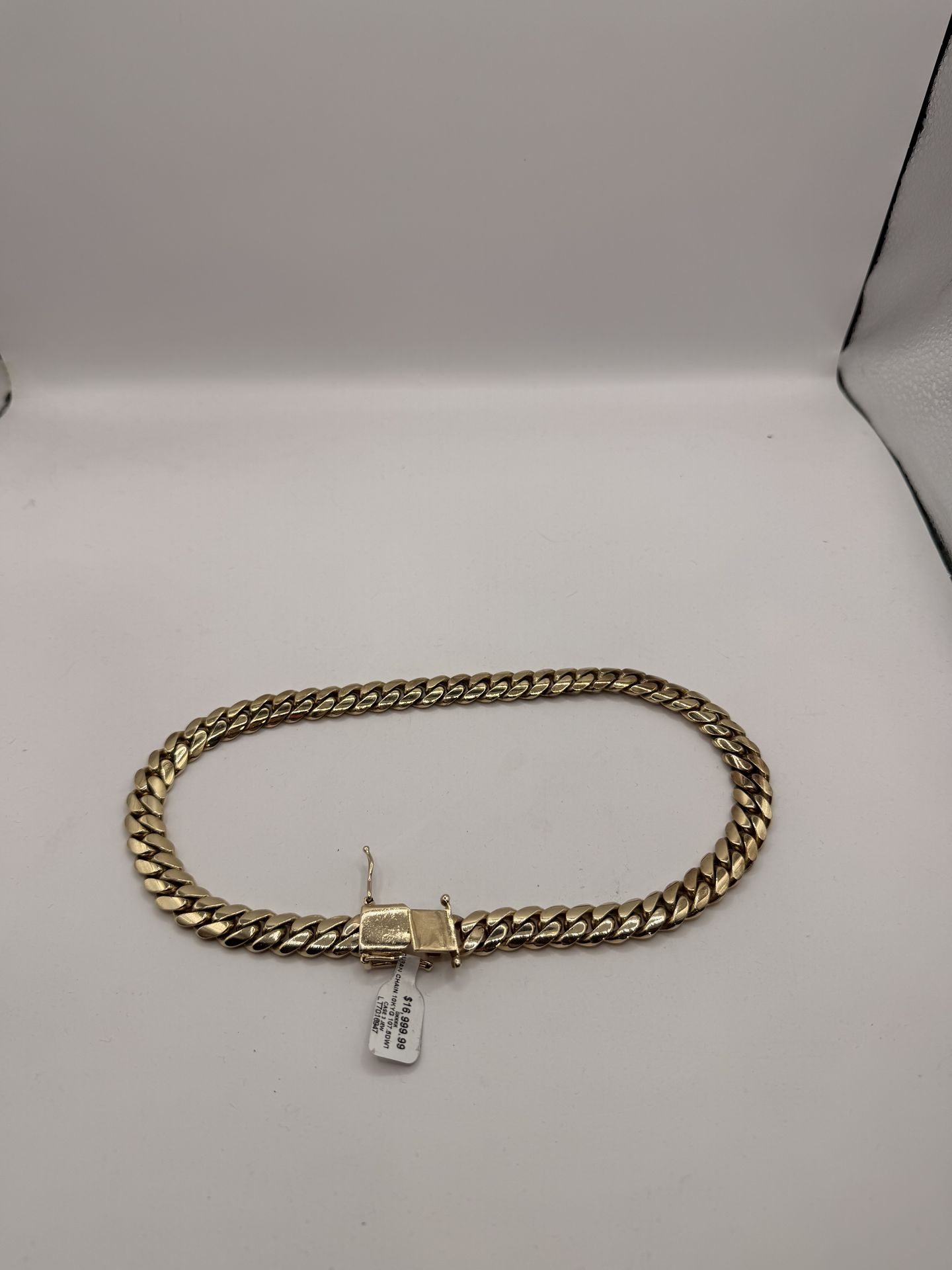 “18.5” Cuban Link Chain 10K