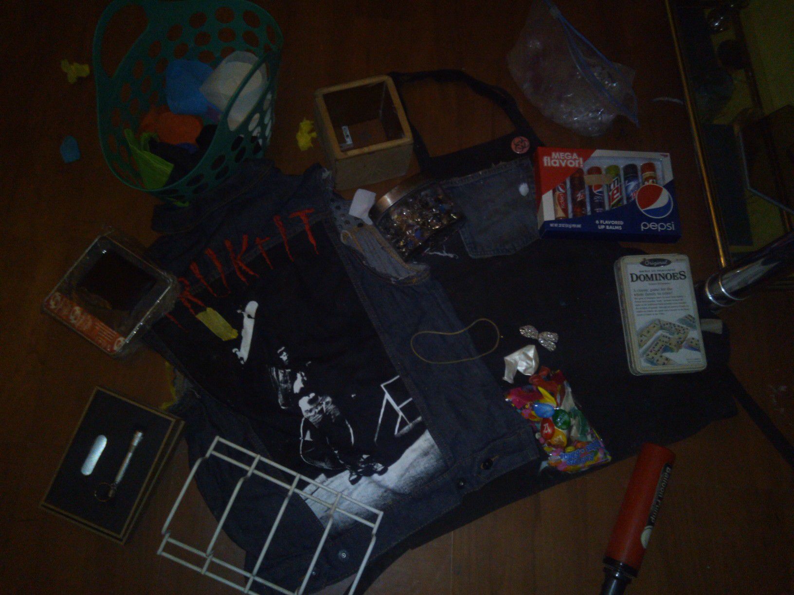 Cleaning out stuff!! Crafts, Dominos, Apron, cubes, etc
