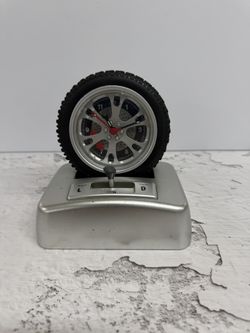 2005 Traco Wheel & Tire Battery Desk Clock