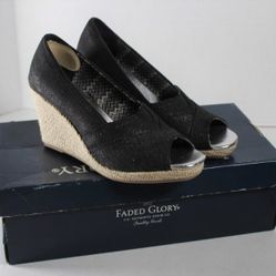 Retro Style Espadrille Black Sheen Wedge Sandal Heel Women's Size 8 Pinup Grease