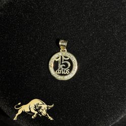 10k Gold Quinceañera Pendant 