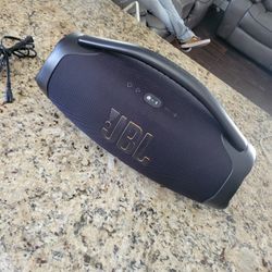 JBL Boombox 3 