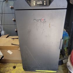 Char Broil Smoker