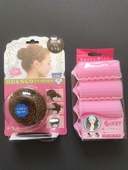 Lucky Wink Hair Curlers And Odango Cushion