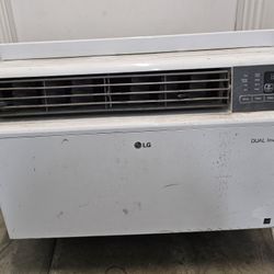 LG Window Air Conditioner 