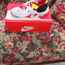 Brand New Nike Shoes Men's Size 12 Ladies Size 10.5