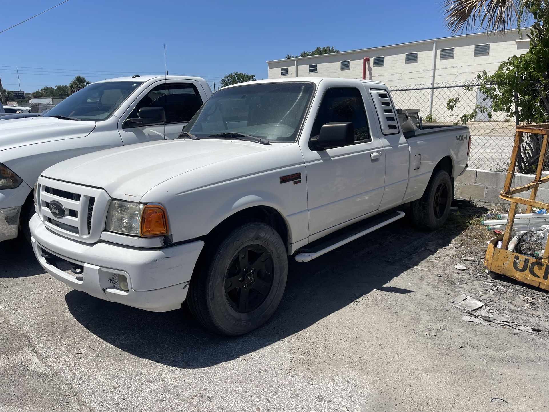 Ford Ranger 2006 4.0 Selling Parts Only