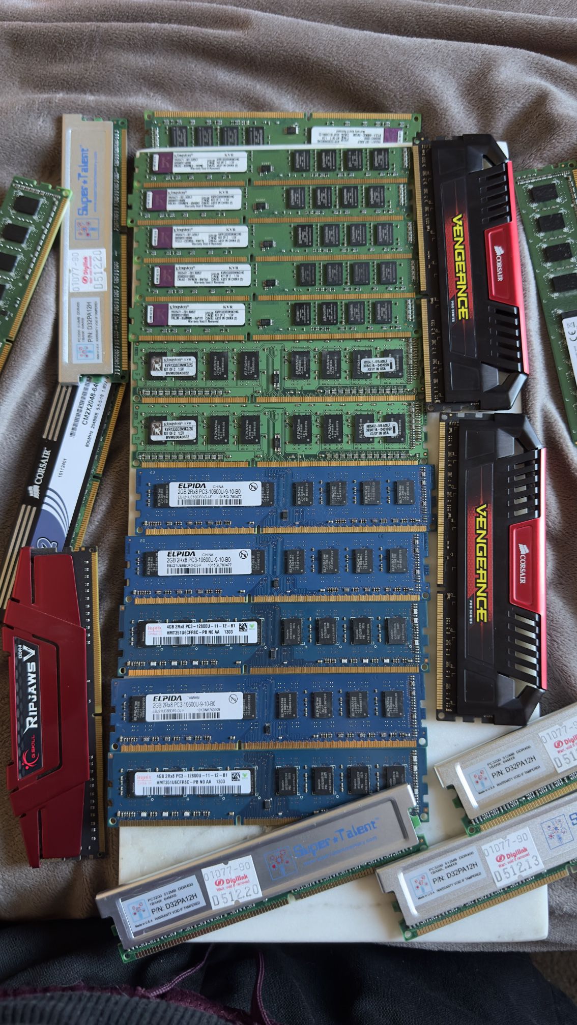Multiple DDR2-3-4 sticks of 2-8gb of ram