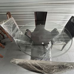 Used- Like New Beautiful Dining Set