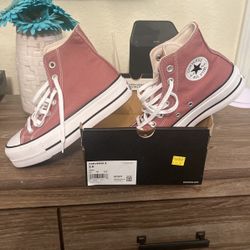 Brand New Sz 5.5 Converse 