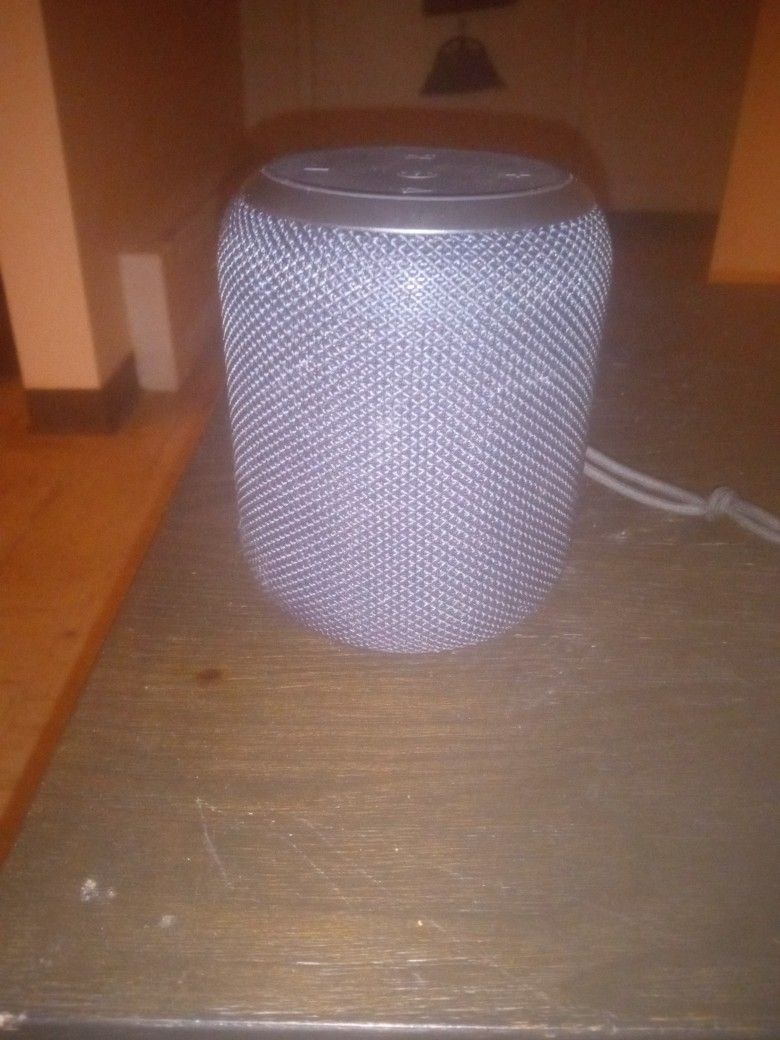 Notabrick Bluetooth Tooth Speaker