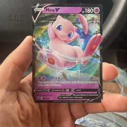 Mew V Ultra Rare 069/189