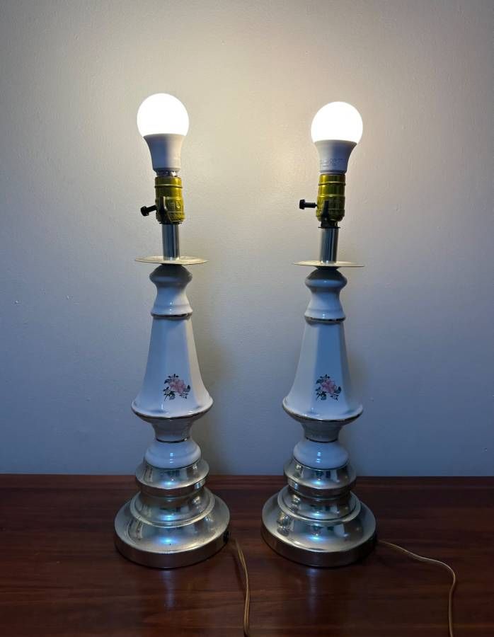 Vintage Pair Of Porcelain Table Lamps Home & Garden