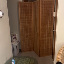 3 Panel Screen