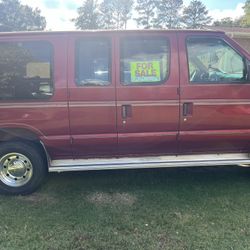 2000 Ford E-250
