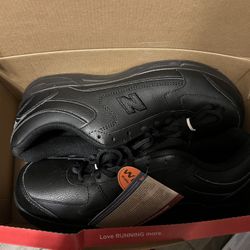 Men’s Size 9 New Balance
