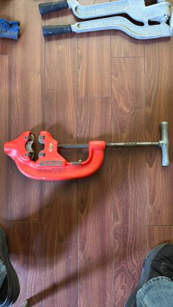 Ridgid pipe cutter