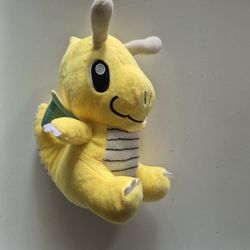 Dragonite Pokémon Plush Toy
