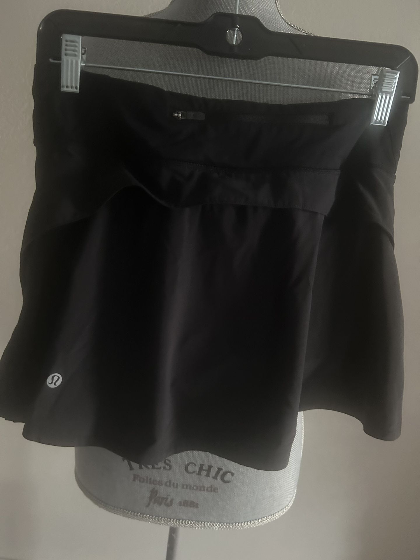 Lululemon Tennis Skirt/Skort Size 6