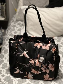 Vooray Aria Tote Bag