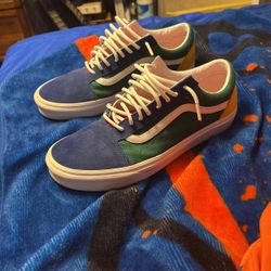 yacht club vans size 10.5 mens 