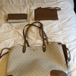 Michael  Kors 3 in 1 Tote, Wristlet and Wallet