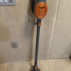 Gently Used Shark Vacuum 