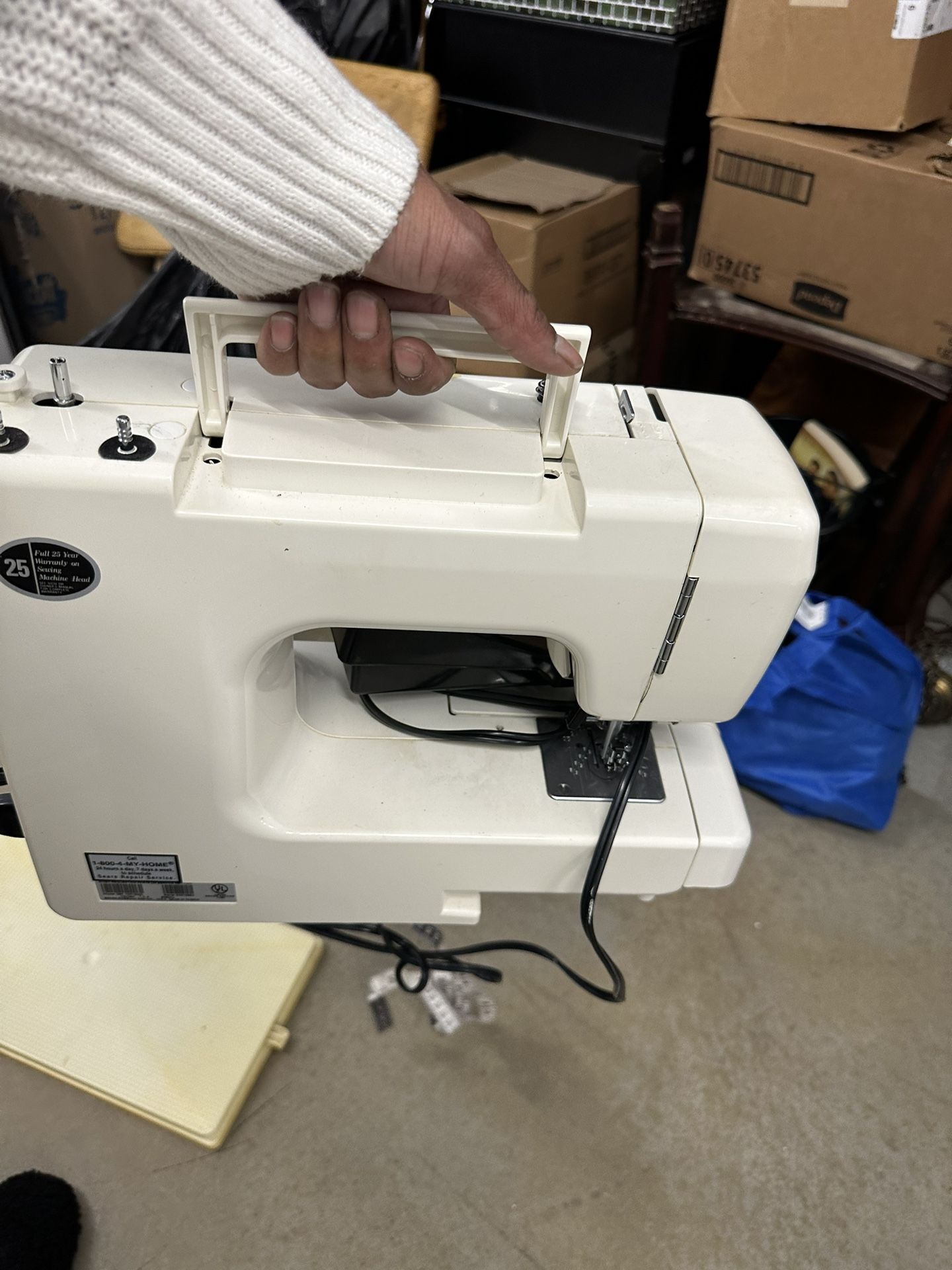 Sewing Machine With Carrier Need Gone 