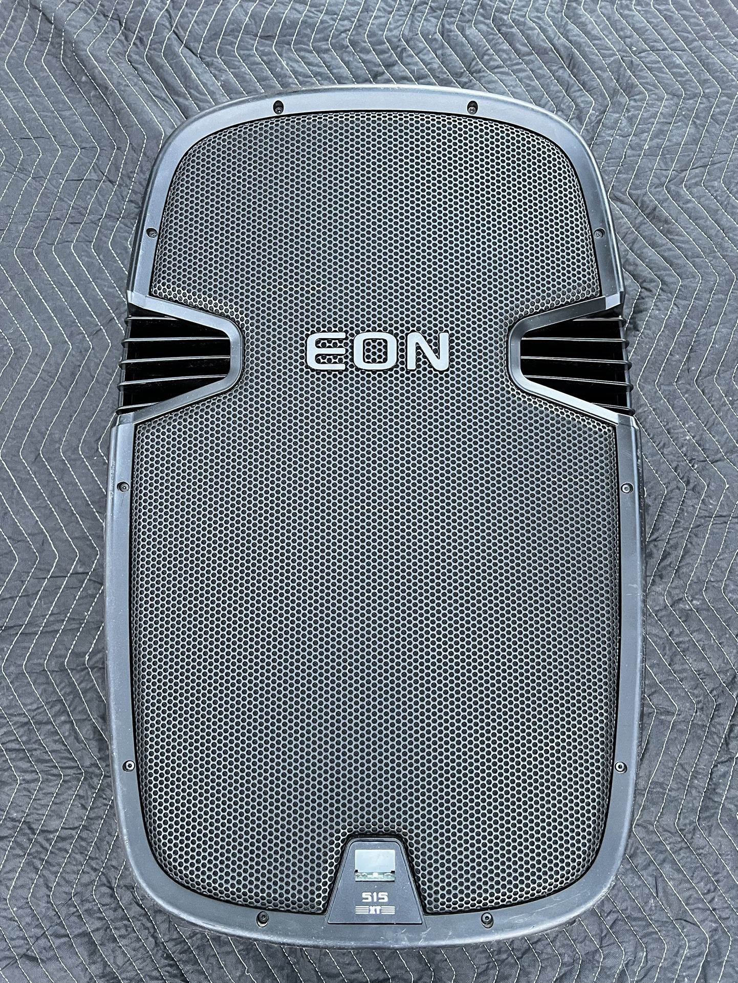 JBL 515XT SPEAKER 🔊 $160 (NO OTHER OFFERS. NO TRADES. PICKUP ONLY. YES IS AVAILABLE. WORKS PERFECTLY)