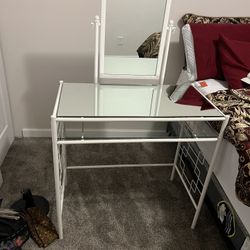 White Vanity In Great Condition