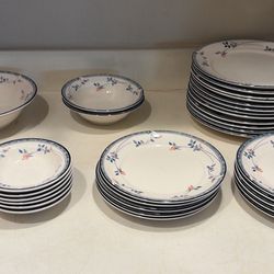 Pretty Floral Dish Set 