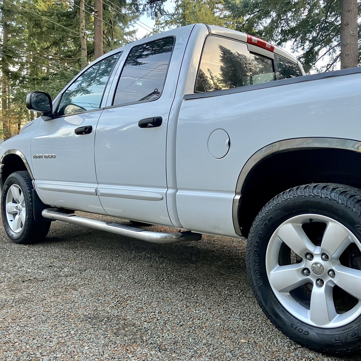 Dodge Ram 1500 SLE Plus Quad Cab 4x4