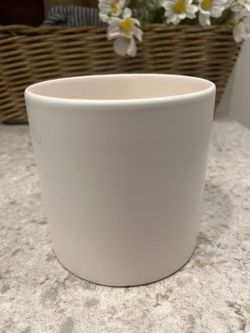White ceramic planter $5