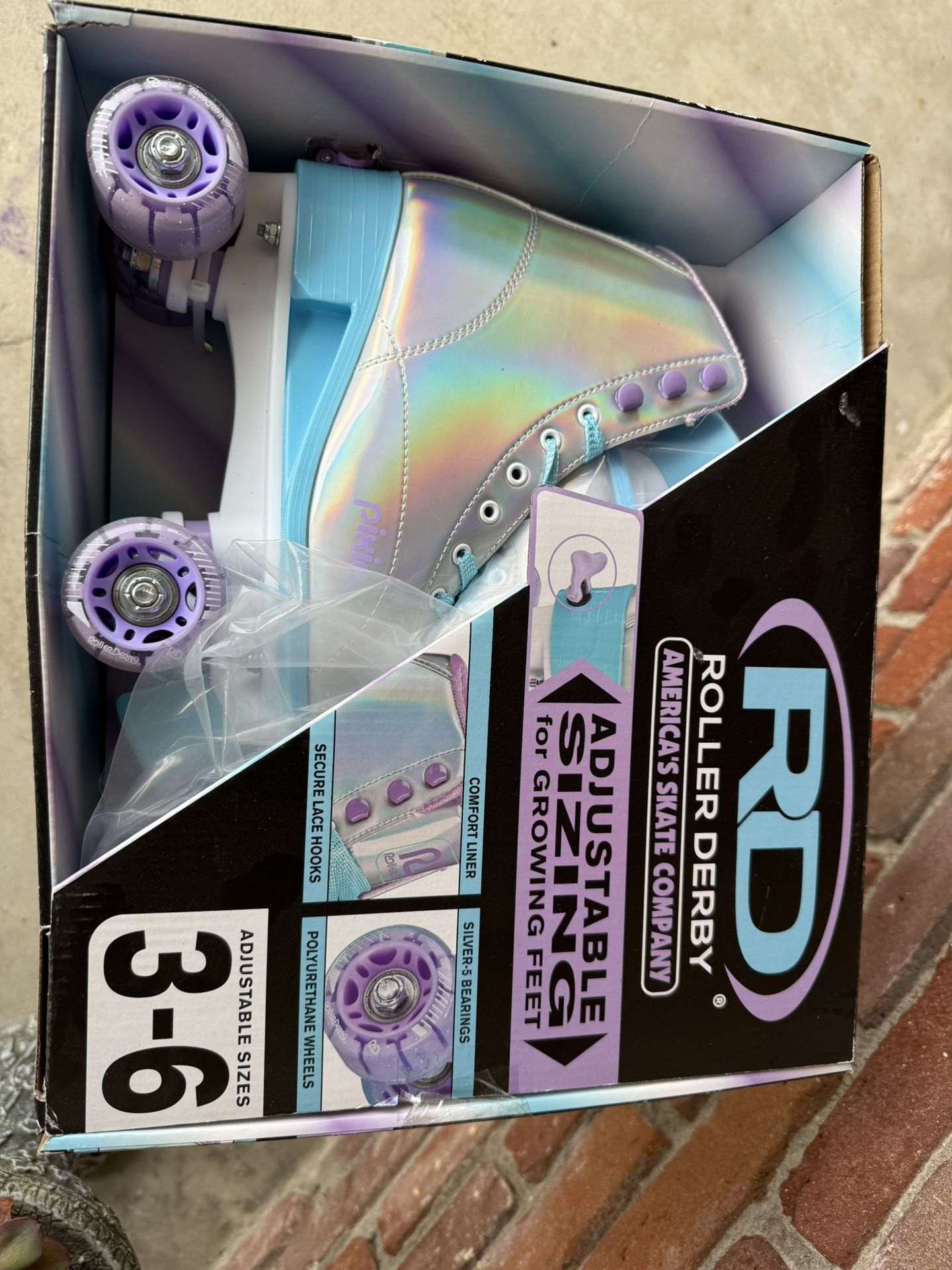 RD Roller Derby Roller Skates Adjustable Sizes 3-6