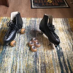 Chicago Riedell Black Youth Skates Size 12 (Junior Youth 12)