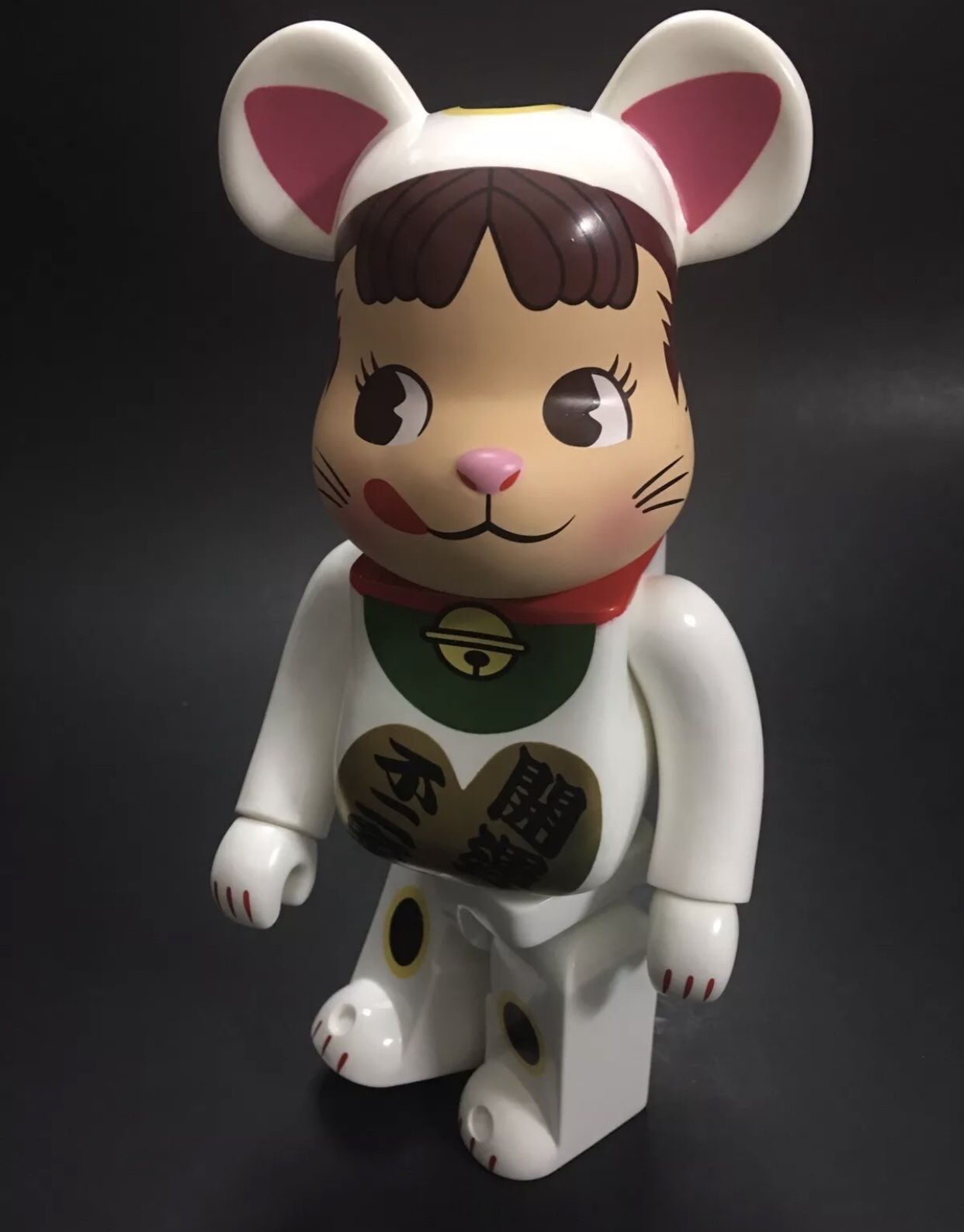 Medicom toy bearbrick be@rbrick 400% Fujiya milky peko lucky cat Neko supreme babybear Figure