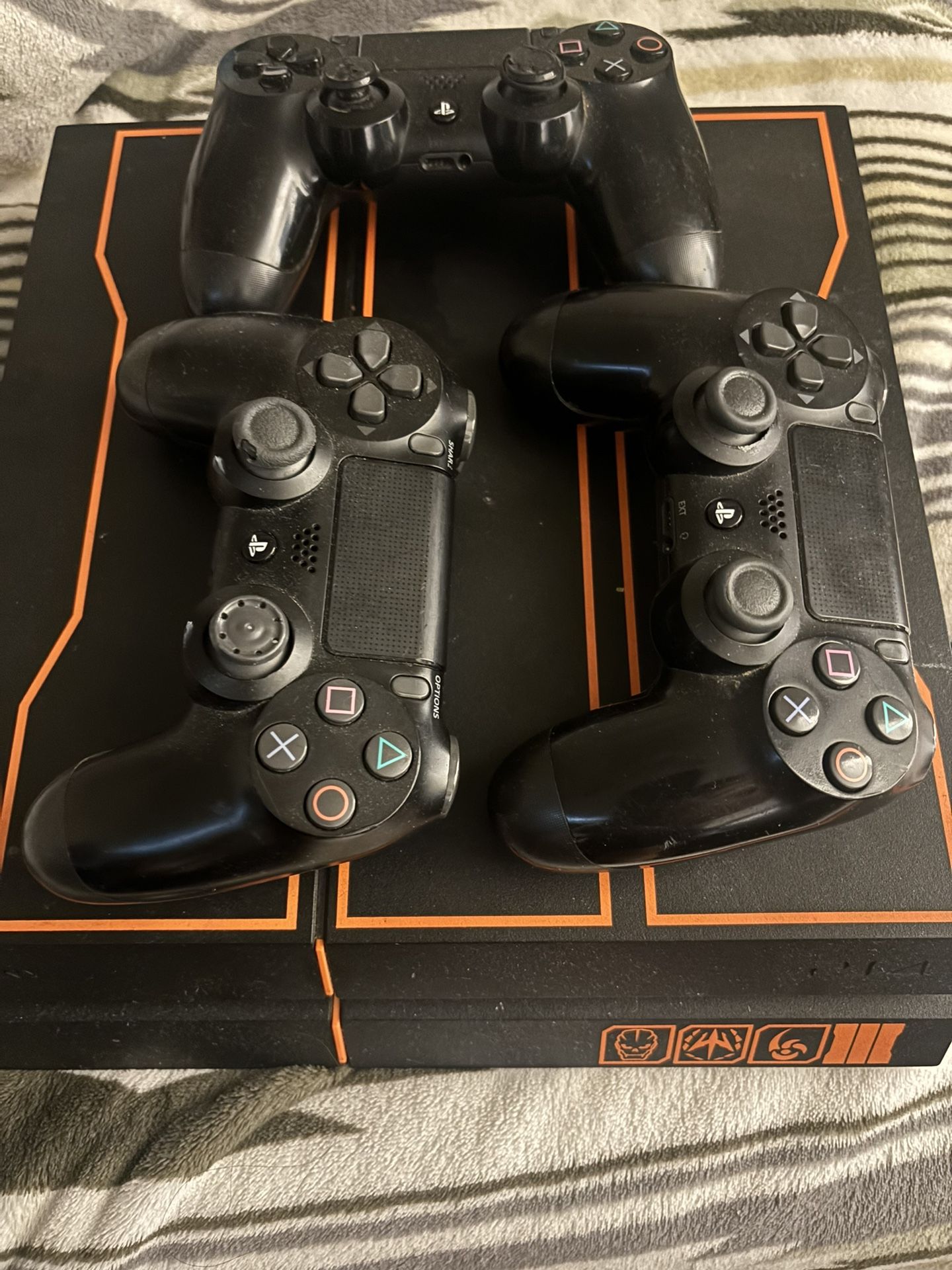 PS4