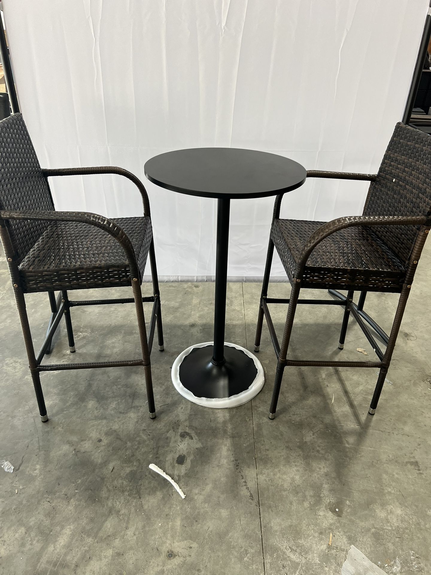 brand new Outdoor Bar Stools Set of 3， Patio Stools, Tall Patio Chairs and Table Wicker Rattan Outside Barstool with Back and Armrest (Brown，$200