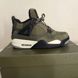 Jordan Retros, Dunks, Yeezys 