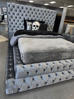 ✨️ King, Cal King, Queen Bed Frame ✨️ Furniture Sectionals, Bedrooms, Dining Avail