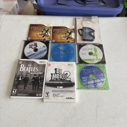 Nintendo Wii Video Games Lot of 8 plus Accessory