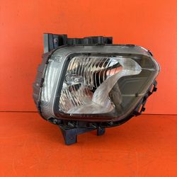 2019 2020 Kia Soul Right Passenger Side Halogen Headlight 92102-K0 OEM