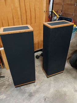 Vandersteen Speakers