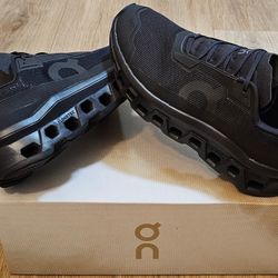 QC On Cloud Shoes Size 8 For Men 