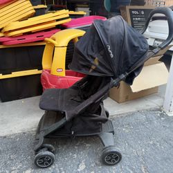 Nuna  Stroller 