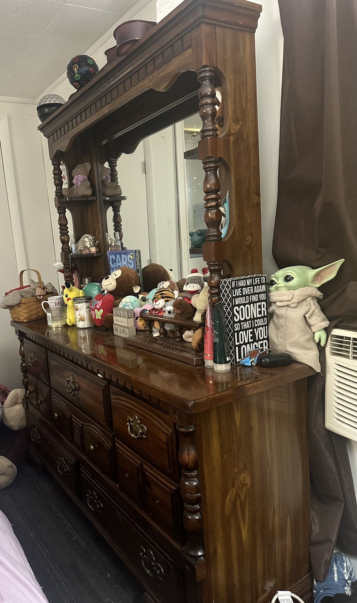 Women’s Dresser