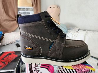Ariat